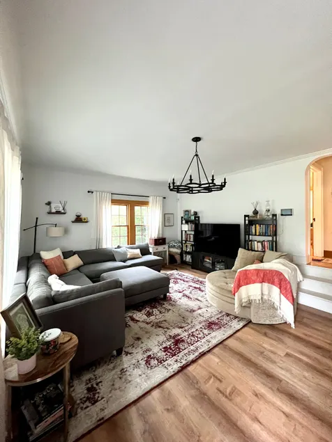 Charming, renovated home in Dodge City - Image 1