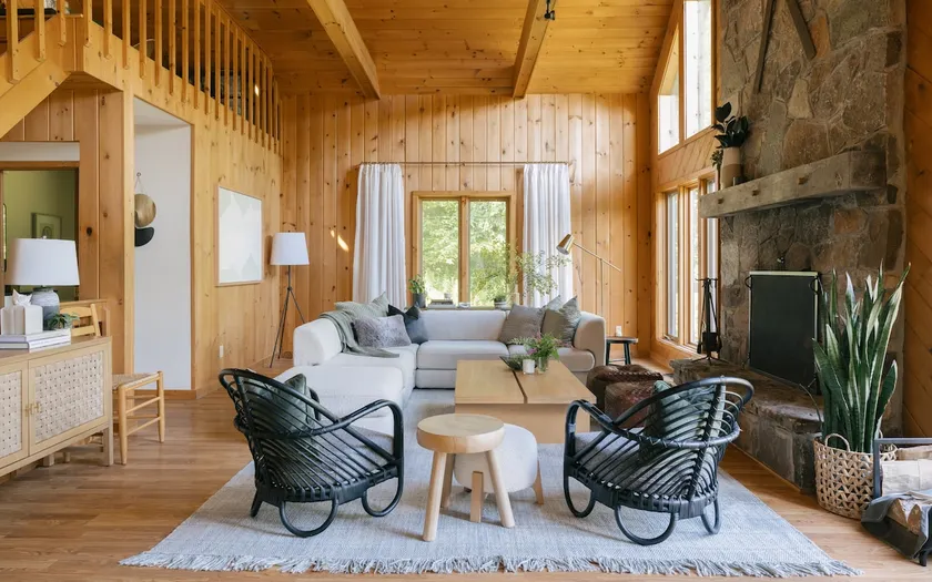 Stylish Getaway w/ Hot Tub & Firepit Near Stratton - Image 1