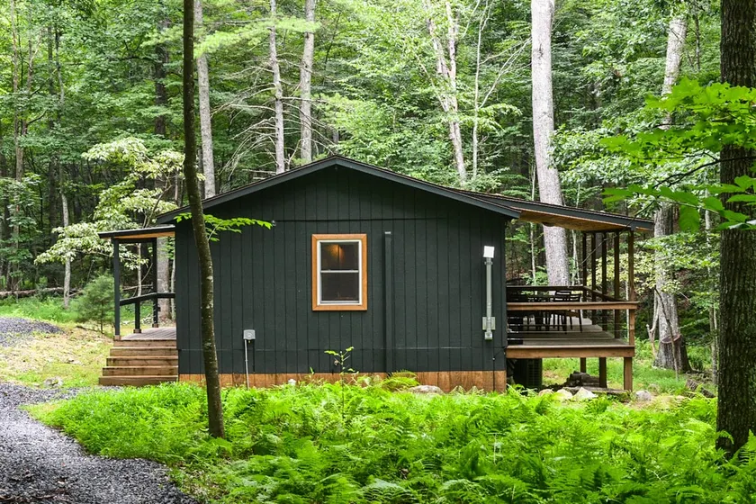 Cozy, modern cabin in Lost River - Image 1