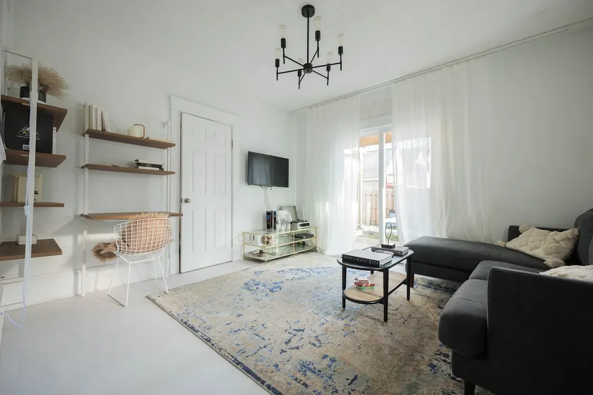 Lovely 2 Bedroom Unit with a Hot Tub - Image 1
