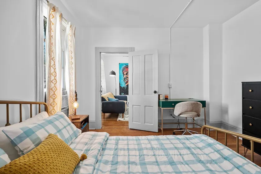 2BR in Little Italy, 5 min walk to Case & UH - Image 1