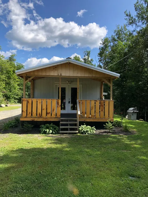 Trailside Cabin In Perfect Location! - Image 1