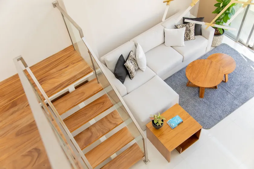 Aron's Lavinia Cozy 4 bedroom duplex - Image 1