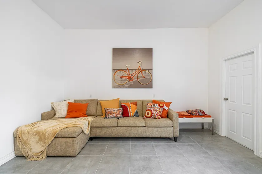2 Br home, Sleeps 10, 1 block to Rosarito Beach - Image 1