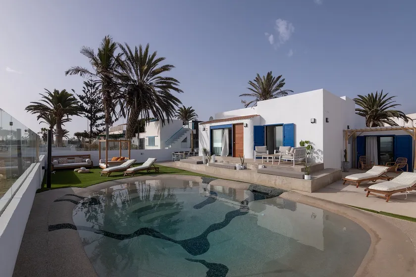 Villa Eden Beachfront Corralejo By Holidays Home - Image 1