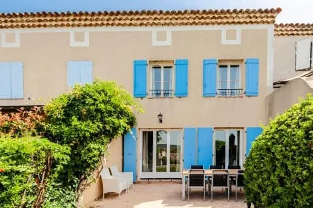 Very beautiful bastide with 3 bedrooms in Pont Royal - Image 1