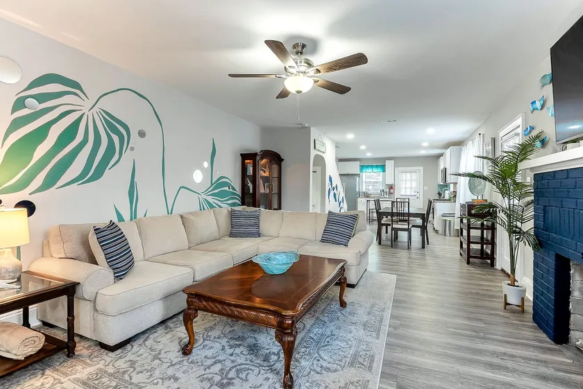 Norfolk 5BR Home Near Willoughby Beach • Sleeps 10 - Image 1