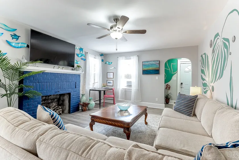 Norfolk 5BR Home Near Willoughby Beach • Sleeps 10 - Image 1