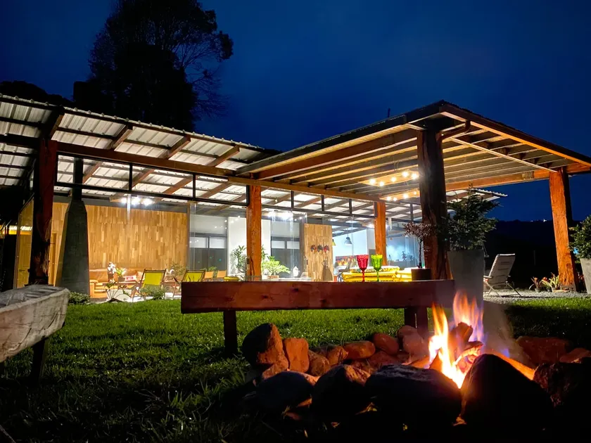 Naturist cottage in the countryside of Pereira - Image 1