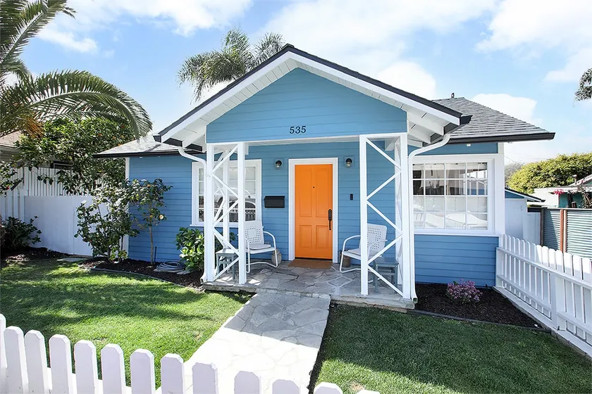 Inn Through the Orange Door - Laguna Village cottage - Image 1