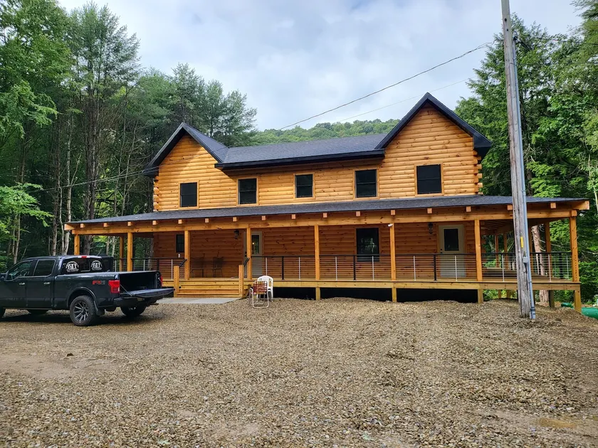 51 River's Edge Drive - Image 1