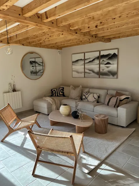 Renovated house, surrounded by nature, not overlooked - Image 1