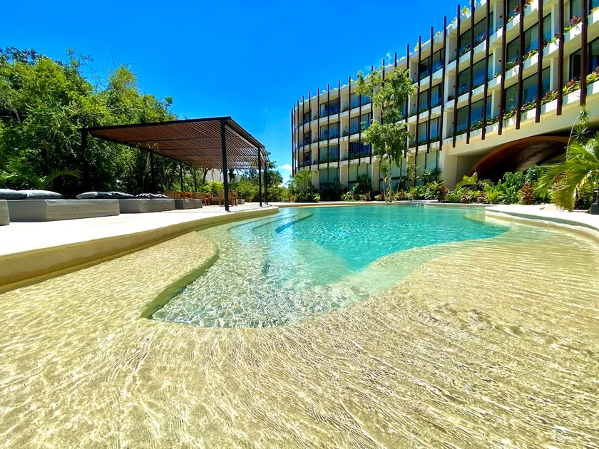 2-BR Sunrise Condo | Pools, Gym, 200 Mbps Wifi - Image 1