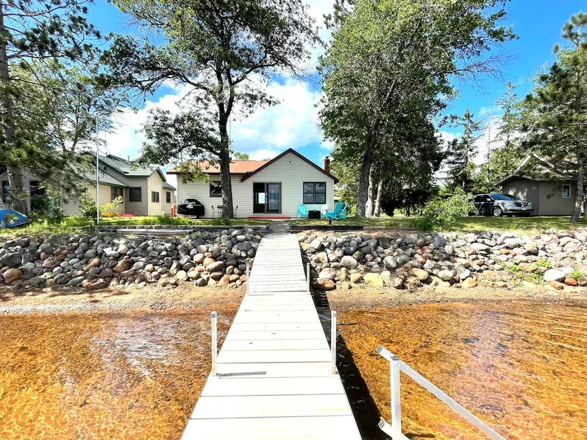 The Duck Pad - Cozy cabin on Sand Lake. - Image 1