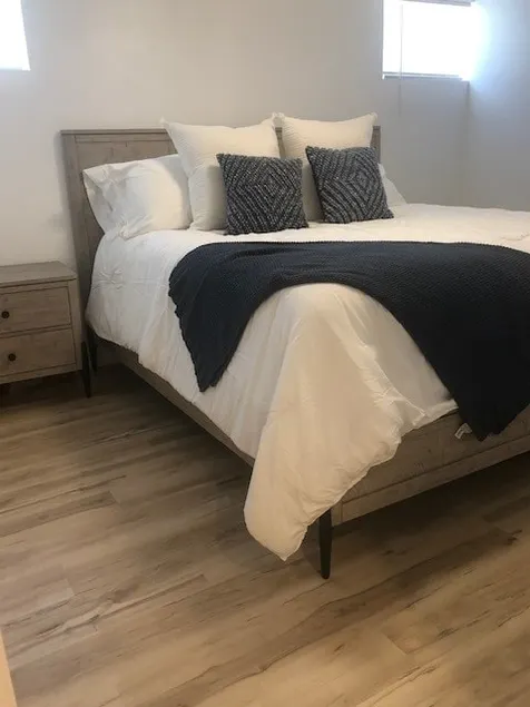 Amazing 2 bedroom in the heart of Holladay - Image 1