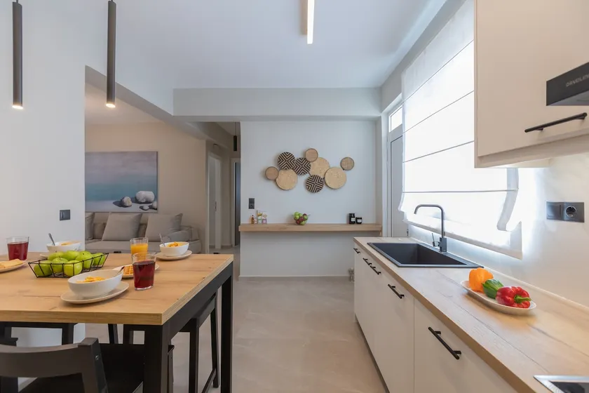 MONCASA DOWNTOWN - Image 1