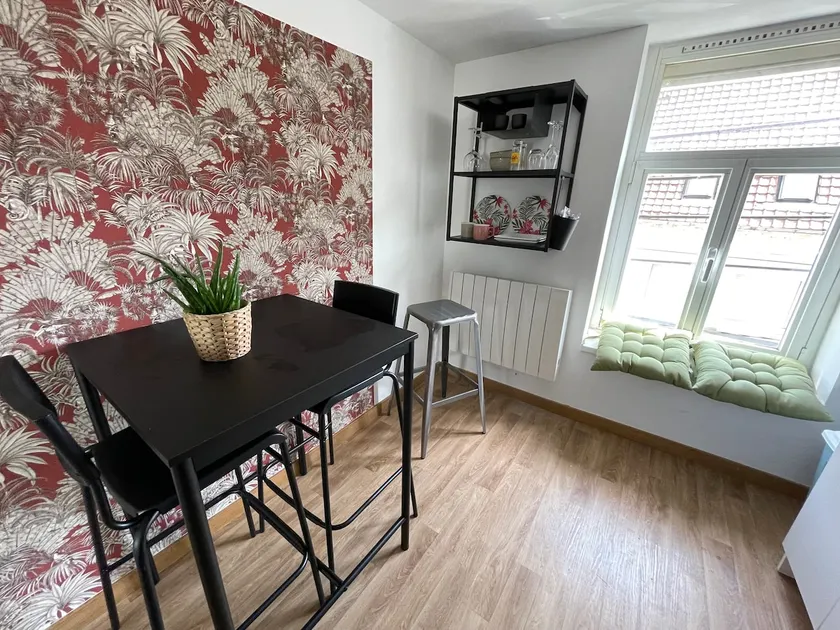 Small cozy and bright nest in the city center - Image 1