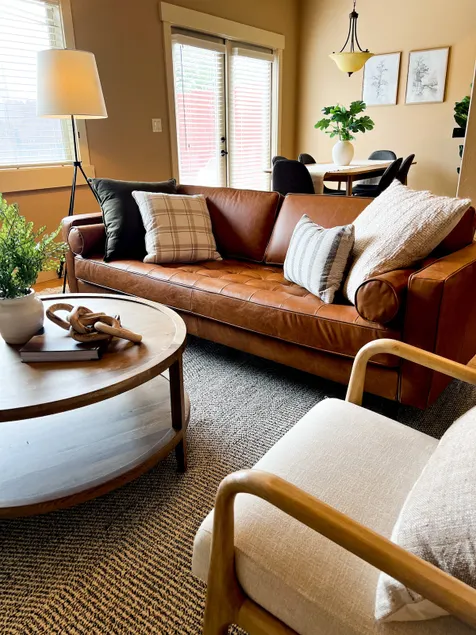 Boise Bench cozy + modern home - Image 1