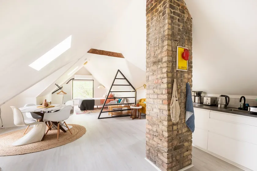 El Atico: Bright & peaceful loft in Minneapolis - Image 1