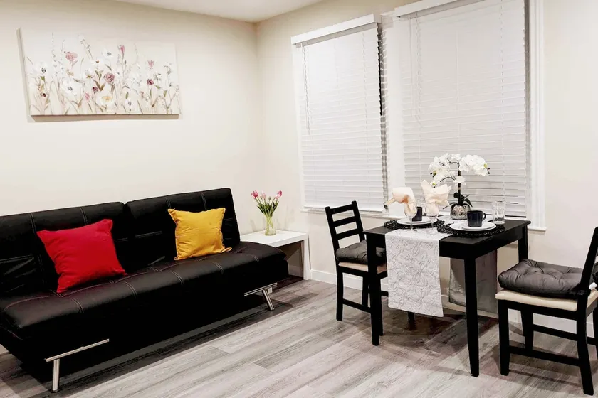 Charming Newly Remodeled Between SFO& SF Near BART - Image 1