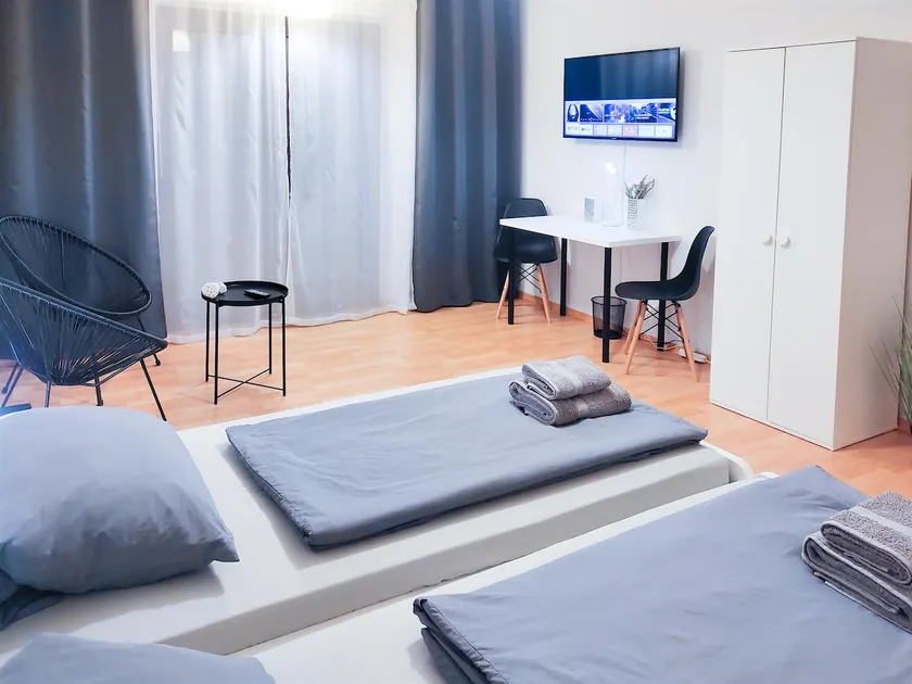 ALFA Stuttgart City Apartment AC Balcony 6 people - Image 1