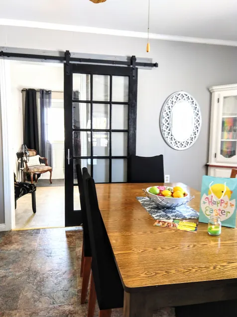 Seaside 4 Bedroom Downtown Duplex Farmhouse - Image 1