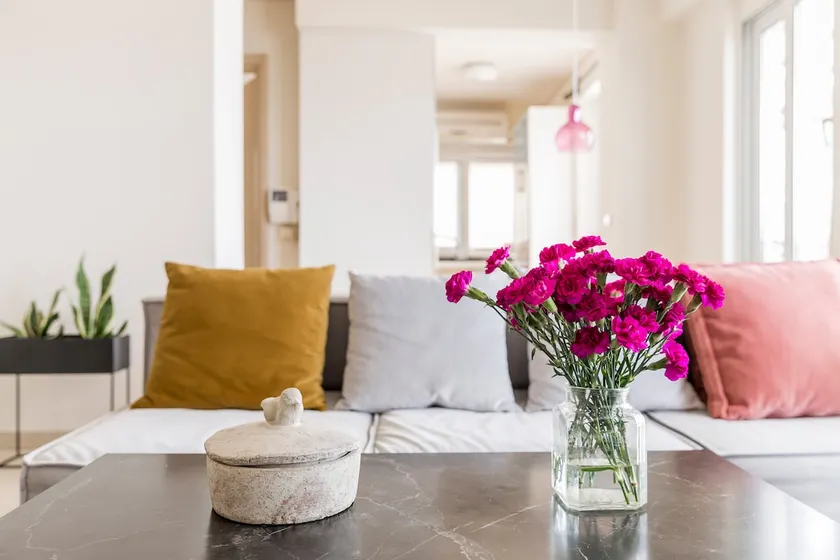 Sea View Apartment - Image 1