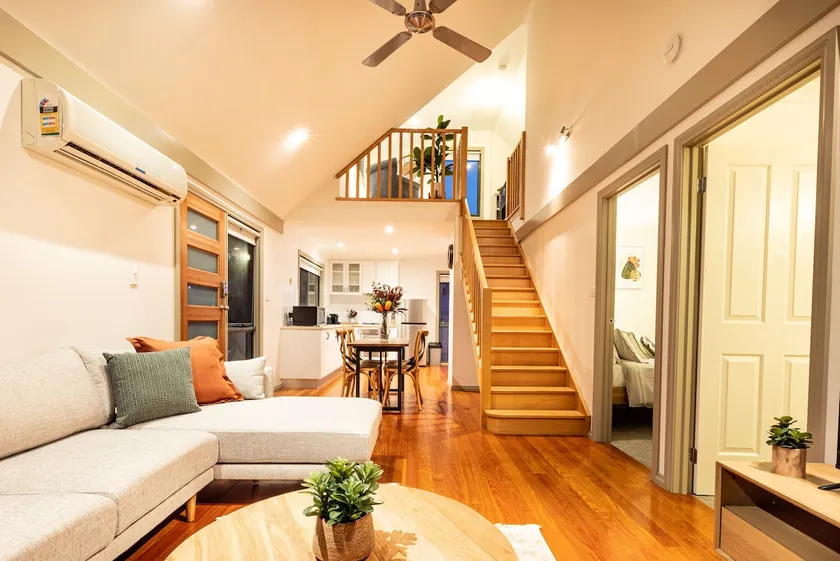 Cozy country retreat, located right in town - Image 1