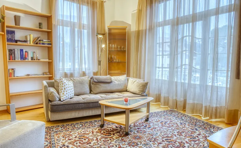 Elegant 3-room apartment in Villa Liberty - Image 1