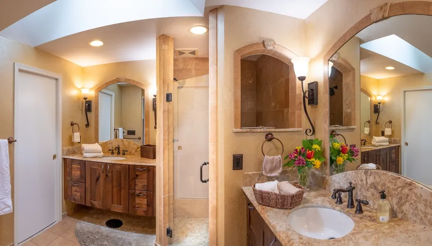 Tuscan Style in Heart of Woodinville Wine Country - Image 1