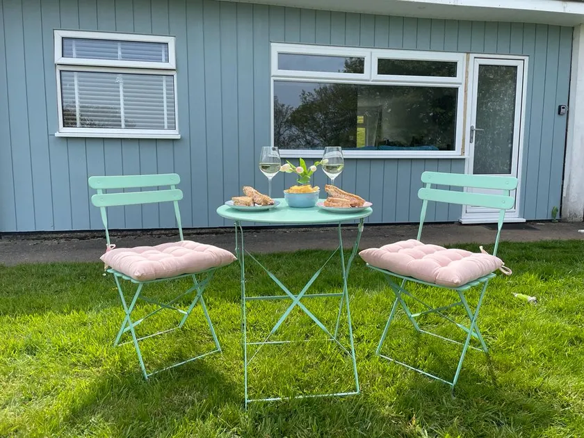Hideaway 329 - Image 1