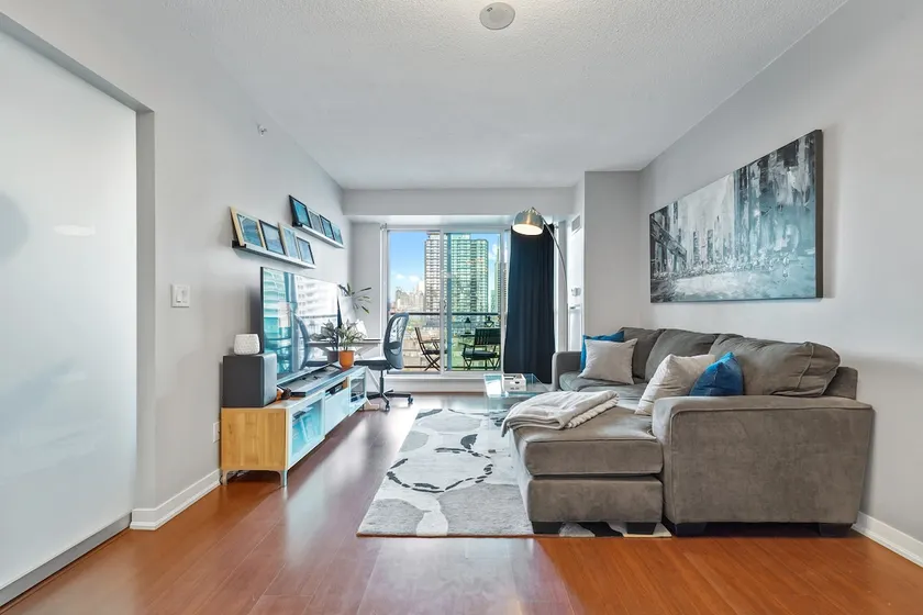 Central condo in heart of Liberty Village +parking - Image 1