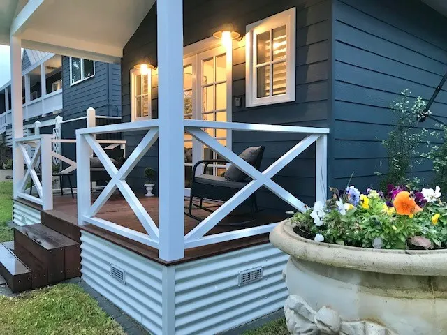 Hamptons In Rye Green Cottage 3 Mins to Hot Springs! - Image 1