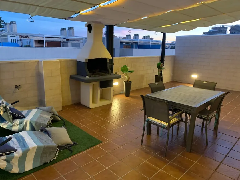 Beautiful duplex penthouse with ocean views - Image 1