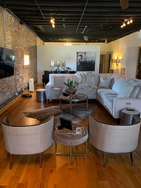 A beautiful historic building with loft apartment - Image 1