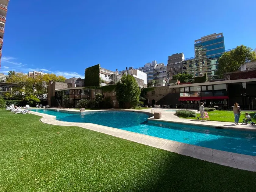 Libert Gardens Sunny 2BR Heated Pool River View - Image 1