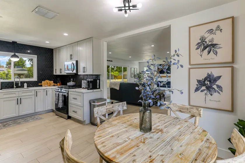 ***Carpenter Lane*** - Image 1