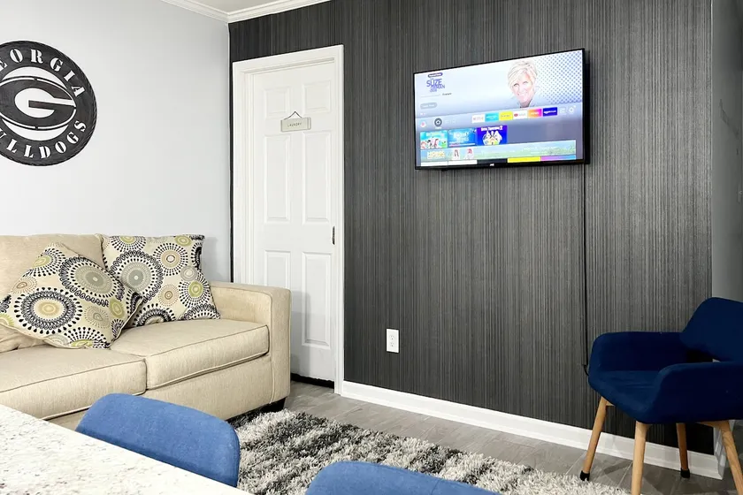 Beautiful Athens 3B Home -*10 Min to UGA/Downtown* - Image 1