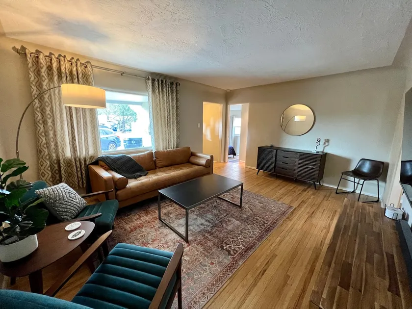 BOHO Modern Home near NOB HILL - Image 1