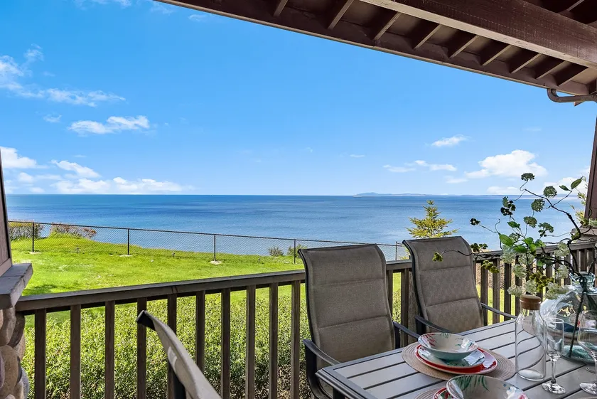 Puget Sound Sunset - Whidbey Ocean Front home w AC - Image 1