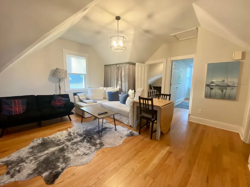 Water View SONO 2 Bedroom Walk to Metro & Dining - Image 1