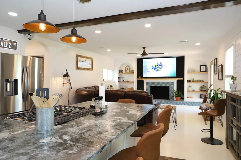 Cozy Bayou Home & game room near NAS Dtown Beaches - Image 1