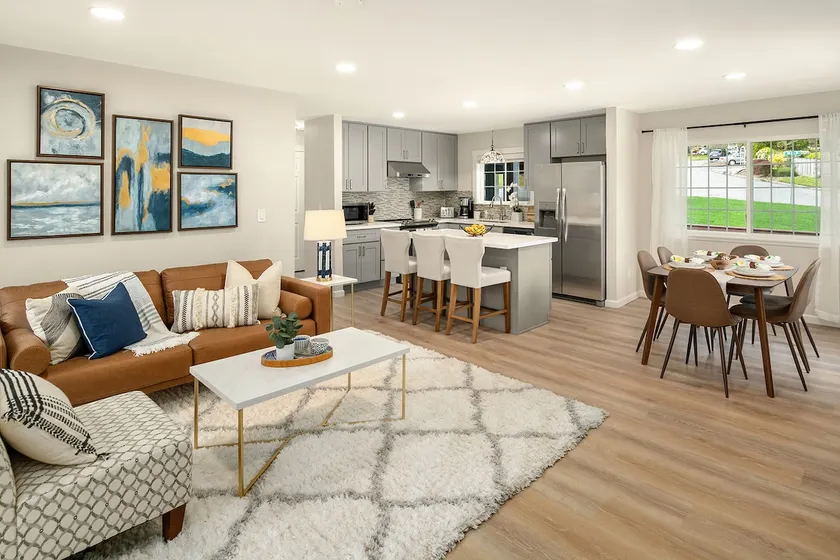 Remodeled Bellevue Family home w AC close to every - Image 1