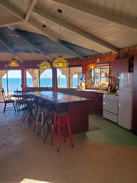 Casa Baja - Beachfront house - Image 1