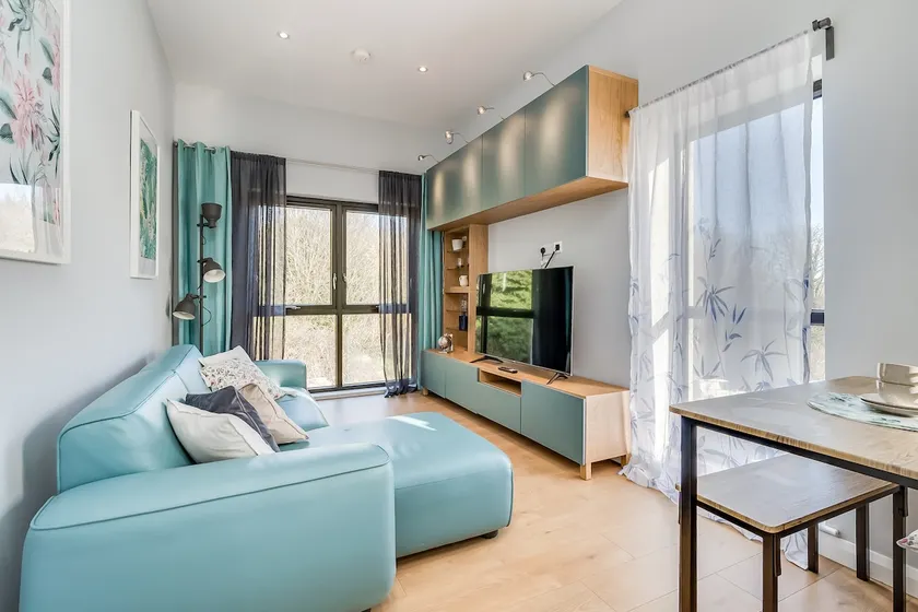City Line Apartment 2 - Image 1
