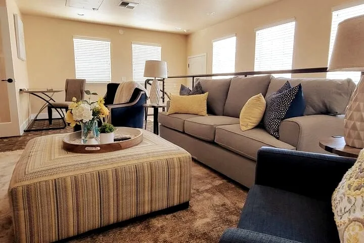Urban Reno Stay | Cozy • Near UNR & Downtown - Image 1