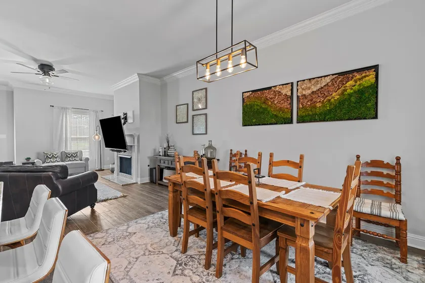 Brand New Modern Farmhouse - Image 1