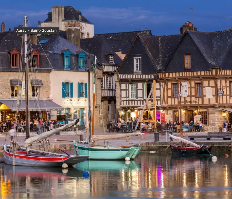 Favorite - Very nice 2P on Port Saint-Goustan - Image 1