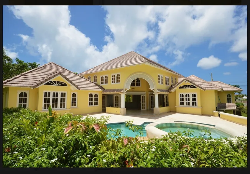 Sun-Kissed 4 Bedroom Villa - Pool, Hot Tub, Oistin Fish Fry & Beach - Image 1