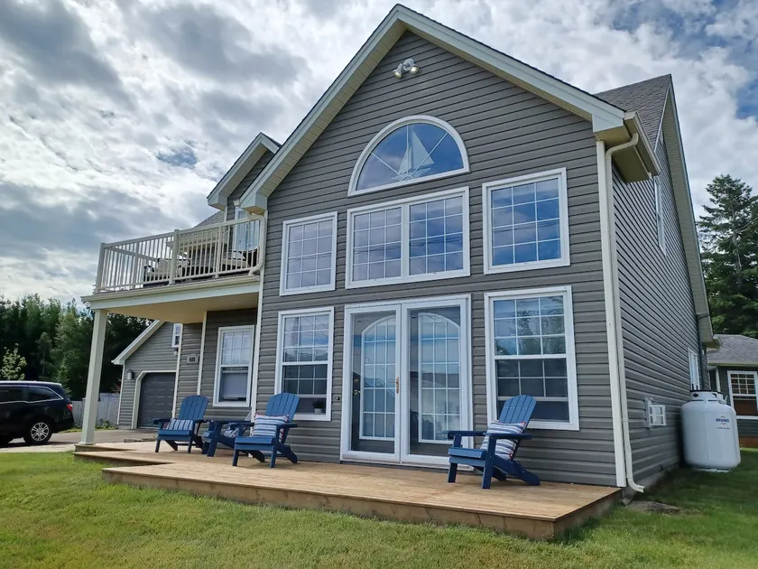 Luxury Oceanview Cottage w/Hot tub, Beaches nearby - Image 1